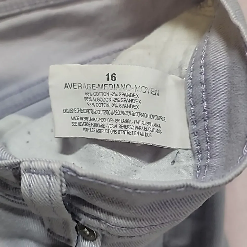 0810. 💜Nearly NEW ~ Lavendar 💜 ~ Gloria Vanderbilt Jeans ~ 16